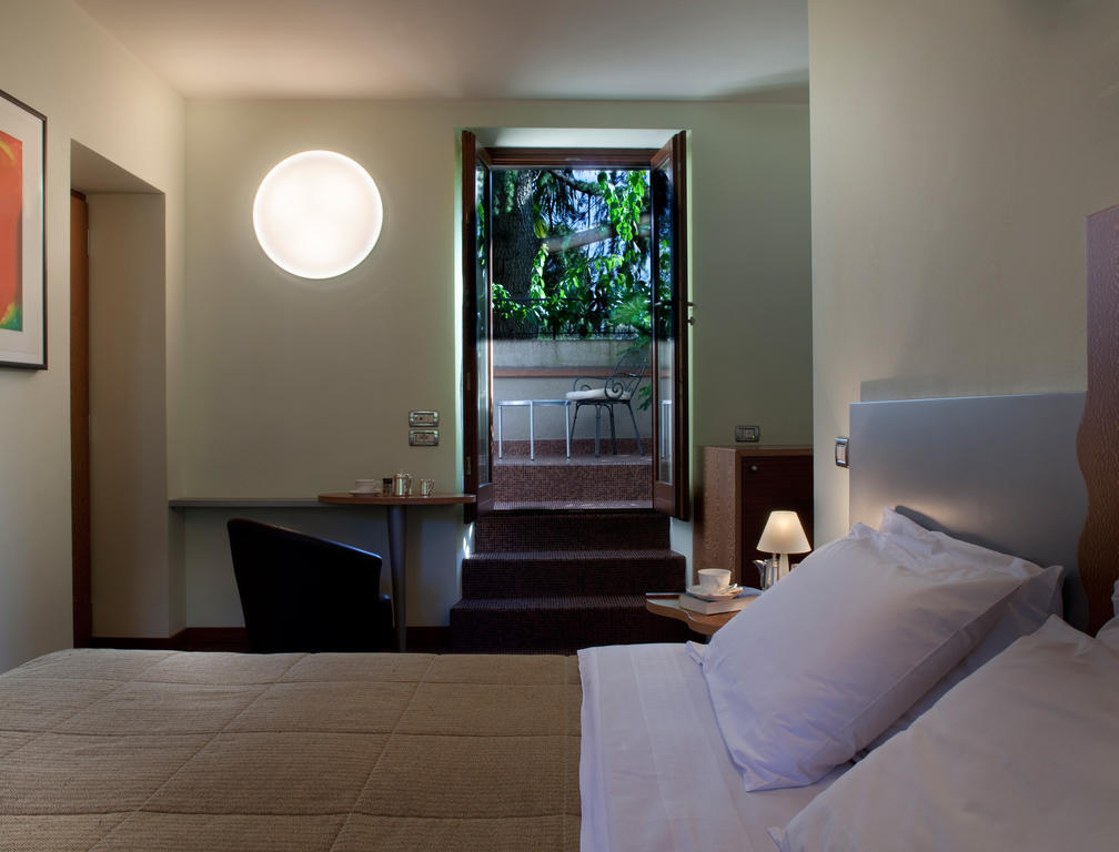 Hotel Villa Giulia Gargnano Quarto foto